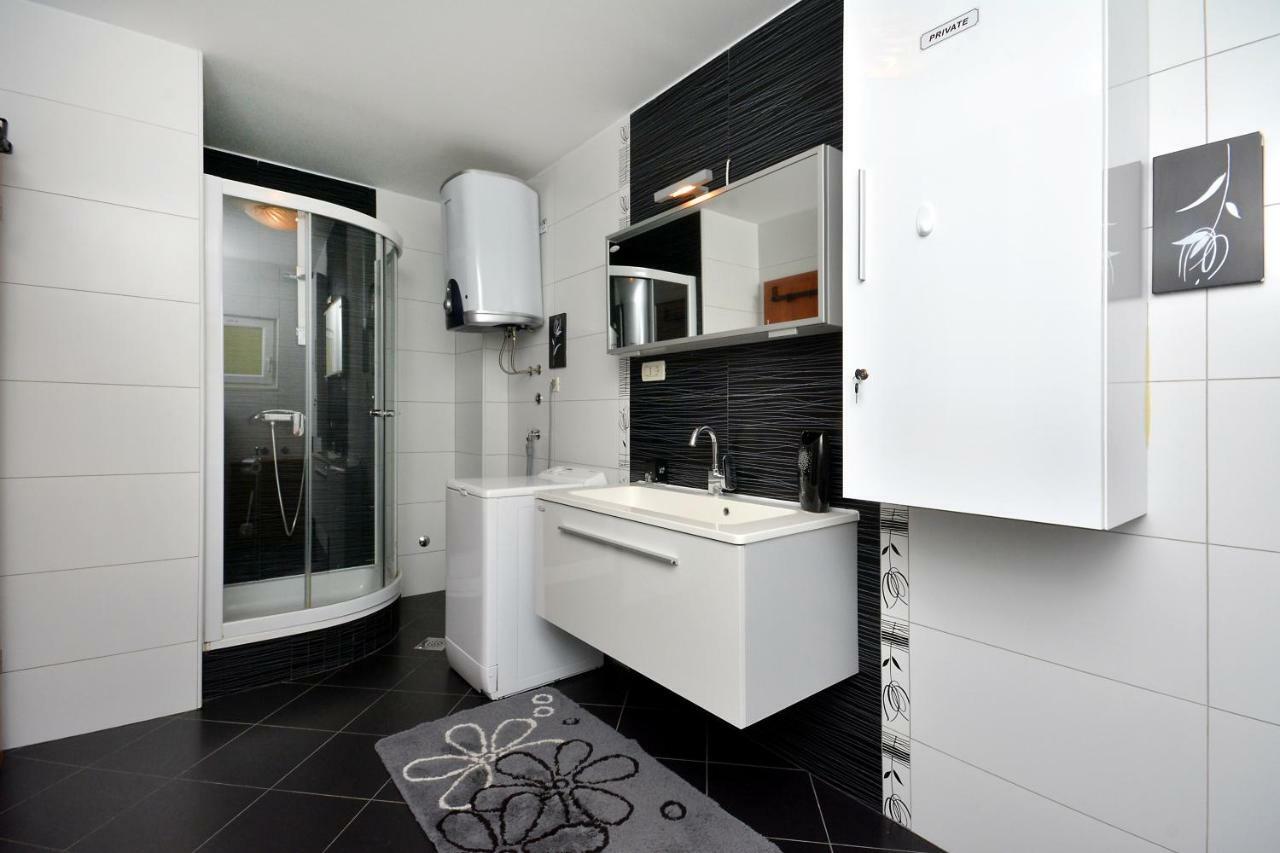 Beach Apartman Petra Podstrana Kültér fotó