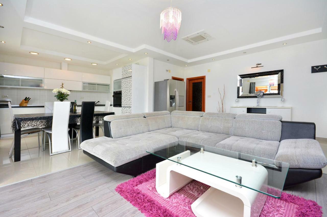 Beach Apartman Petra Podstrana Kültér fotó
