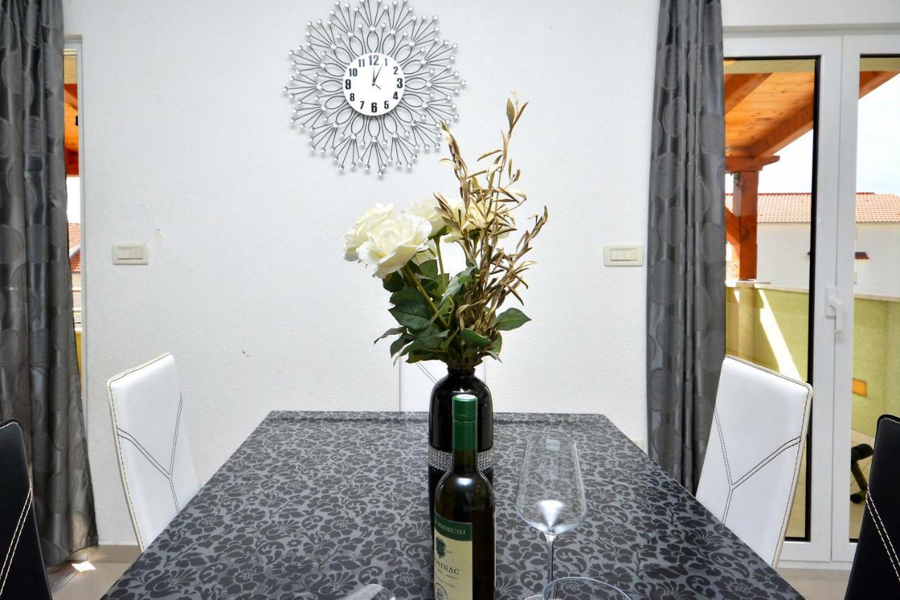 Beach Apartman Petra Podstrana Kültér fotó
